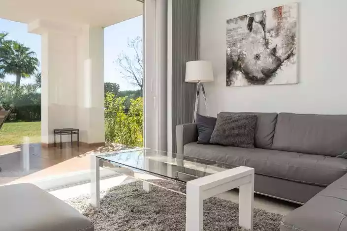 Flat 60m² in Italy, Lanzo d'Intelvi. Priced at 350000€ rent photo-5