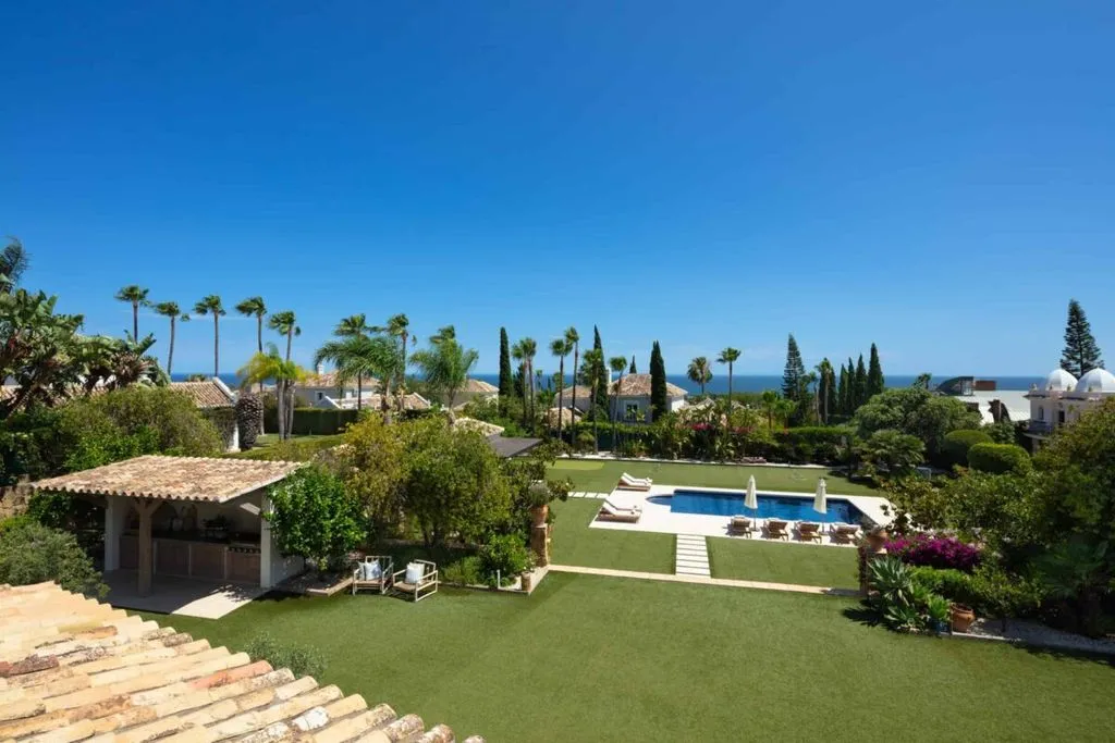 Villa 405m² in Portugal, Oeirash. Priced at 4200000€ rent photo-38
