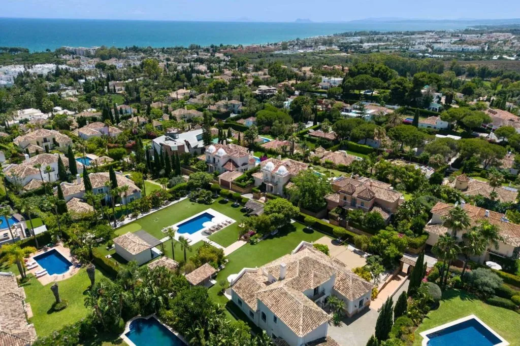 Villa 405m² in Portugal, Oeirash. Priced at 4200000€ rent photo-44