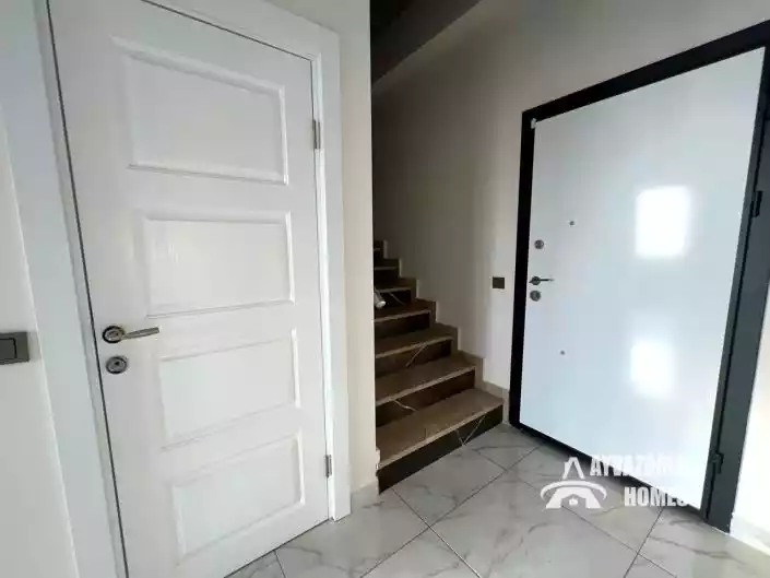 Flat 166m² in Cyprus, Karaagach. Priced at 300000€ rent photo-17