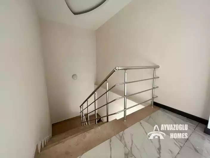 Flat 166m² in Cyprus, Karaagach. Priced at 300000€ rent photo-3