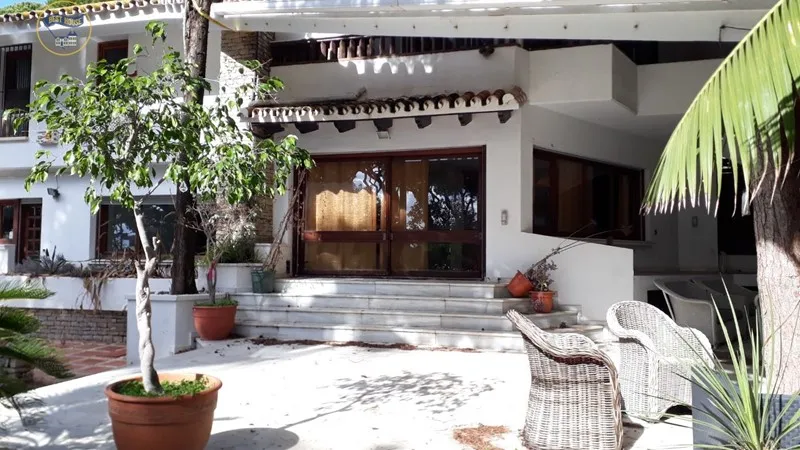 House 1300m² in Portugal, Oeirash. Priced at 3295083£ rent photo-4