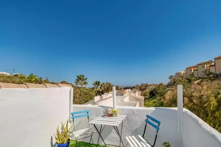 Townhouse 103m² in Italy, Lanzo d'Intelvi. Priced at 220000€ rent photo-16