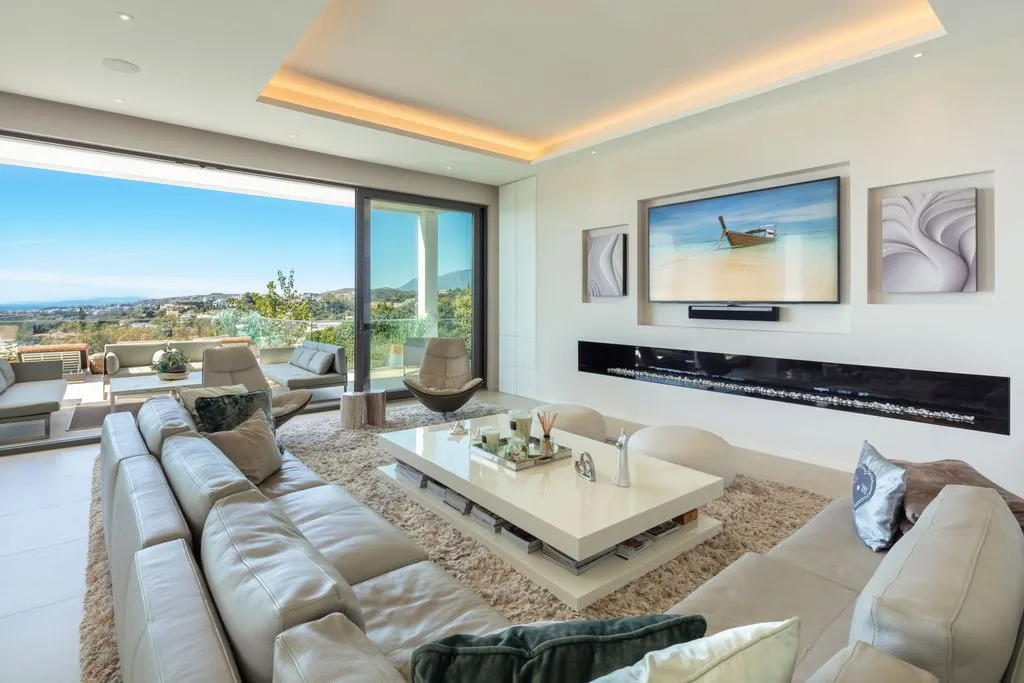 Villa 740m² in Portugal, Oeirash. Priced at 5850000€ rent photo-2