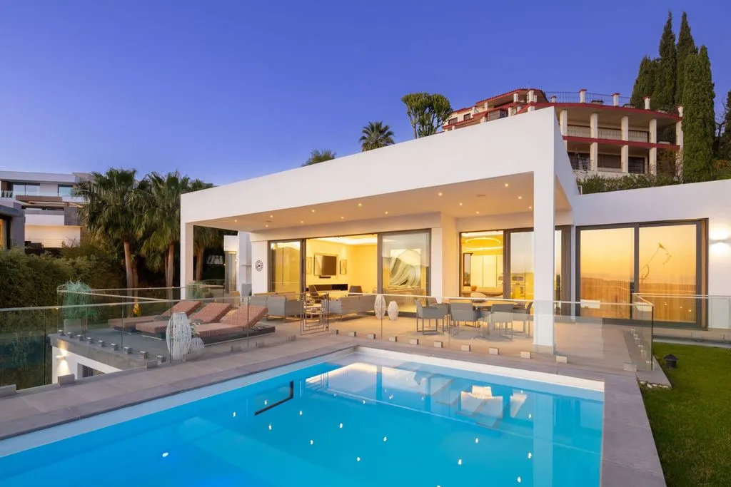 Villa 740m² in Portugal, Oeirash. Priced at 5850000€ rent photo-5