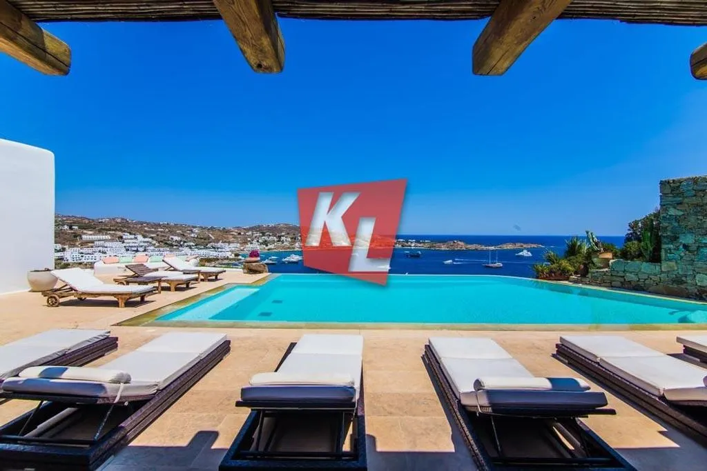 House 590m² in Greece, Mykonos. Priced at 5000000€ rent photo-1