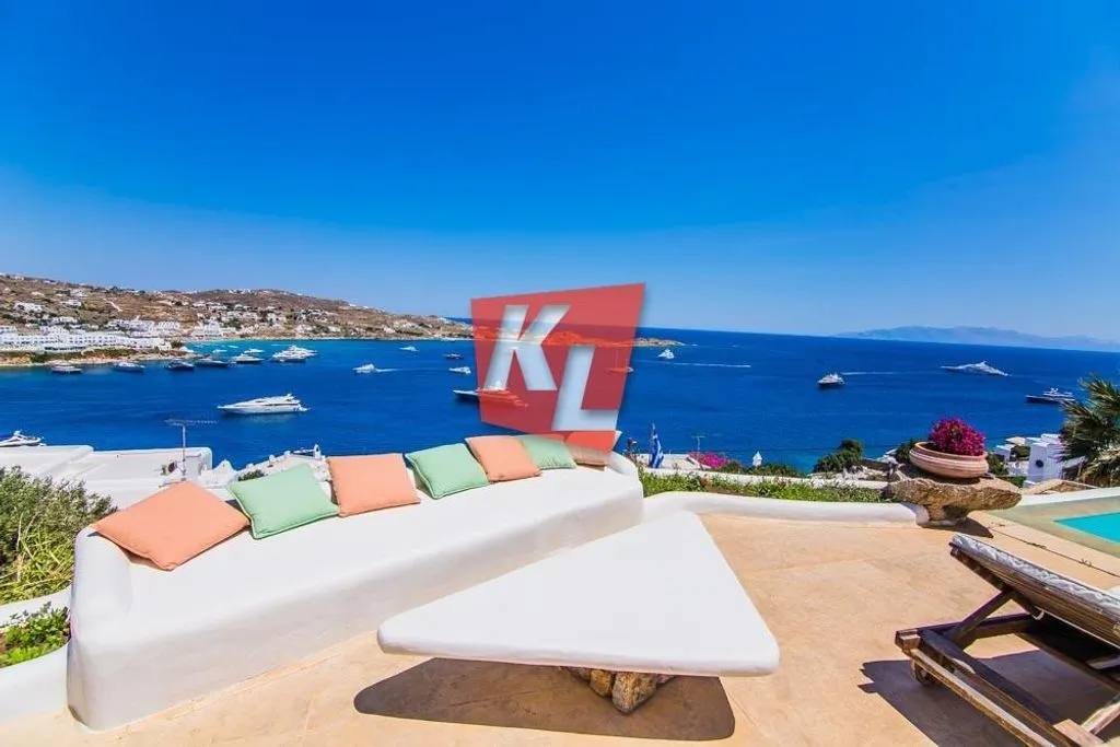 House 590m² in Greece, Mykonos. Priced at 5000000€ rent photo-3