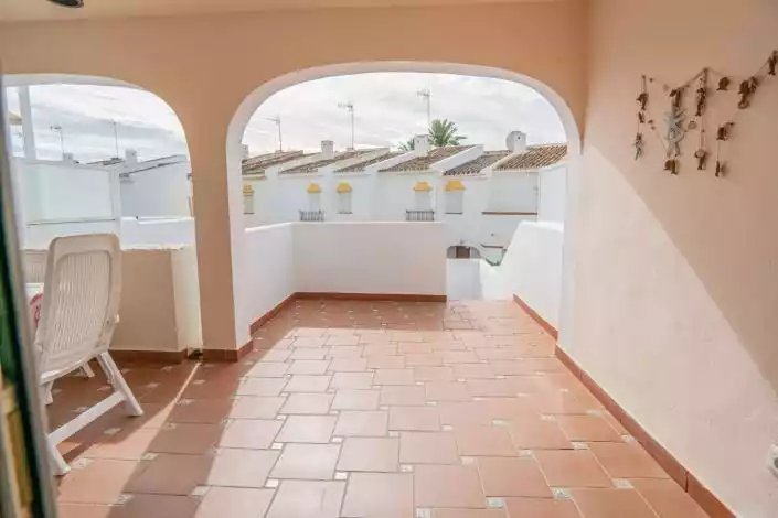 Townhouse 79m² in USA, Southbury. Priced at 276000€ rent photo-12