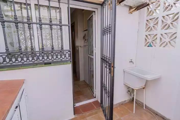 Townhouse 79m² in USA, Southbury. Priced at 276000€ rent photo-21