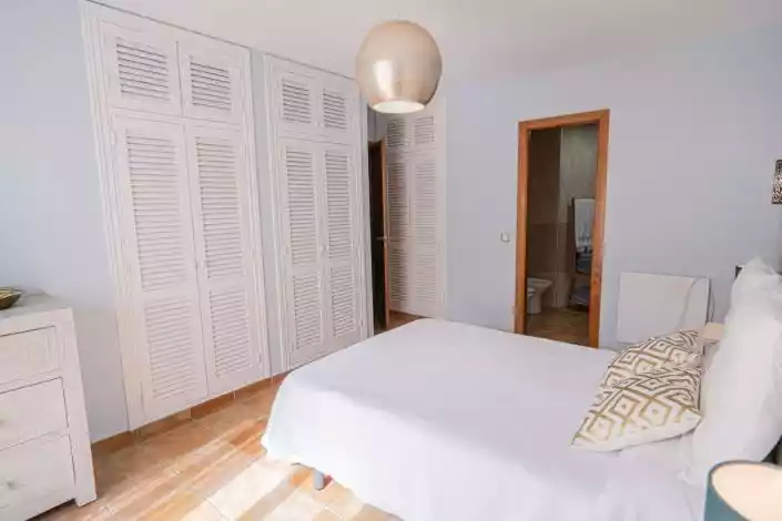 Townhouse 79m² in USA, Southbury. Priced at 276000€ rent photo-30