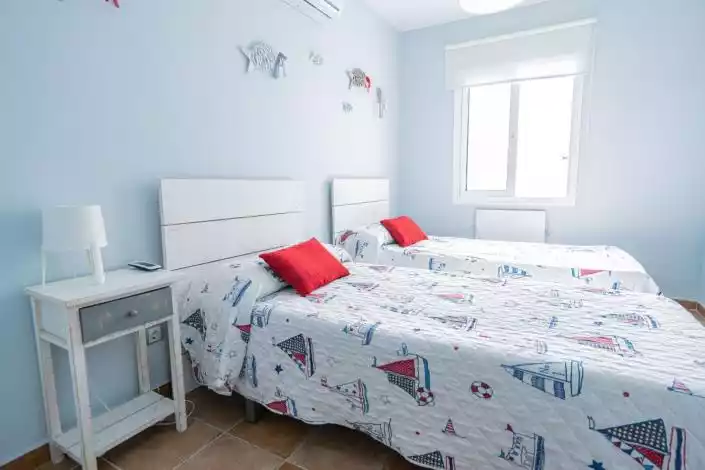 Townhouse 79m² in USA, Southbury. Priced at 276000€ rent photo-37