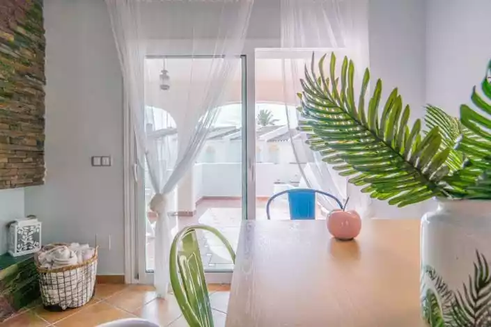 Townhouse 79m² in USA, Southbury. Priced at 276000€ rent photo-5