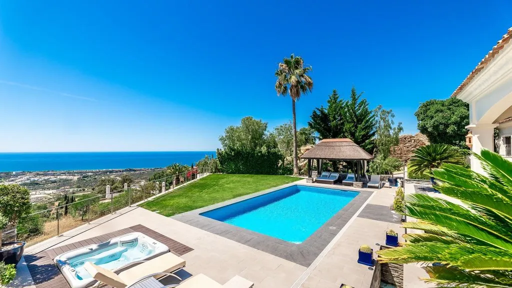 Villa 263m² in Portugal, Oeirash. Priced at 3395000€ rent photo-4