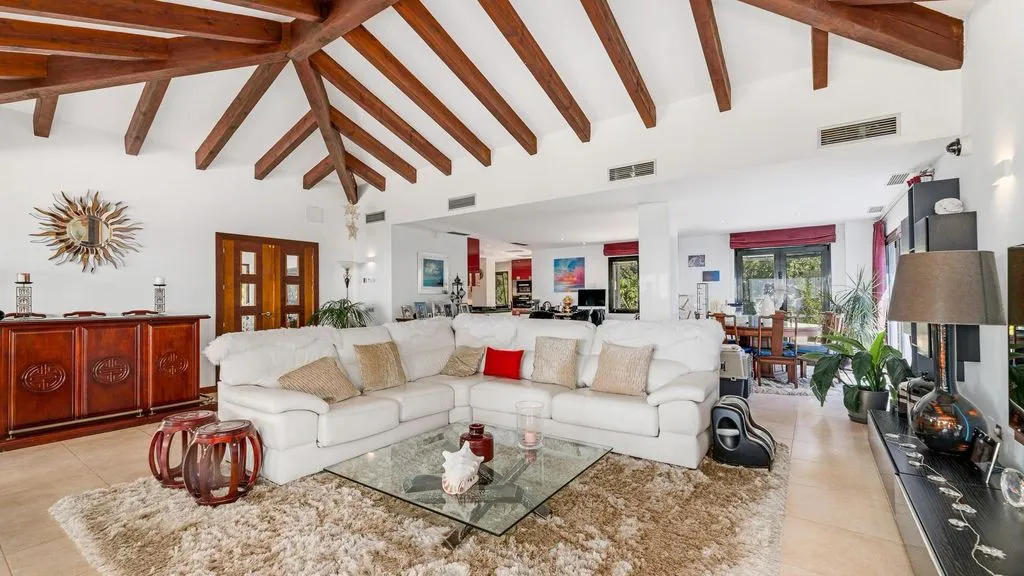 Villa 263m² in Portugal, Oeirash. Priced at 3395000€ rent photo-8