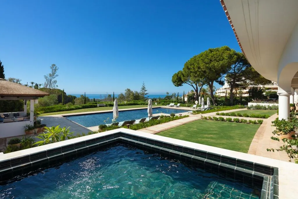Villa 263m² in Portugal, Oeirash. Priced at 3395000€ rent photo-11