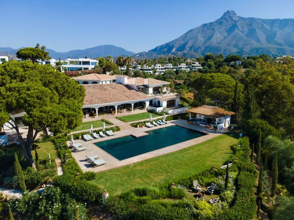 Villa 263m² in Portugal, Oeirash. Priced at 3395000€ rent photo-16