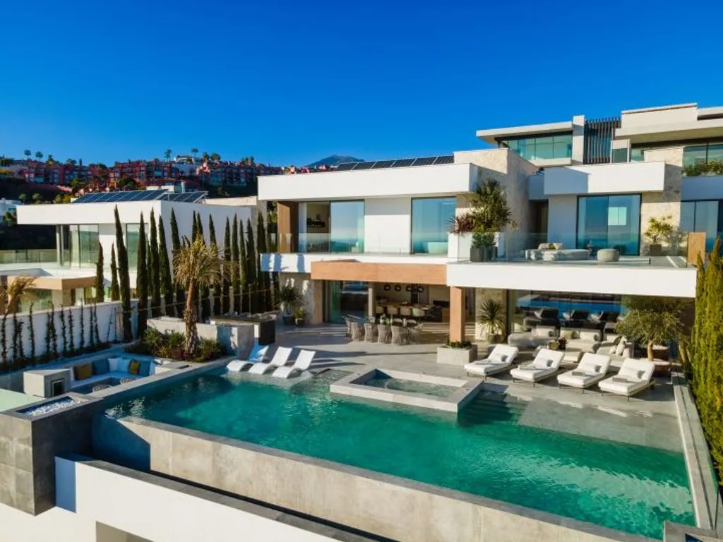 Villa 787m² in Portugal, Oeirash. Priced at 8950000€ rent photo-1