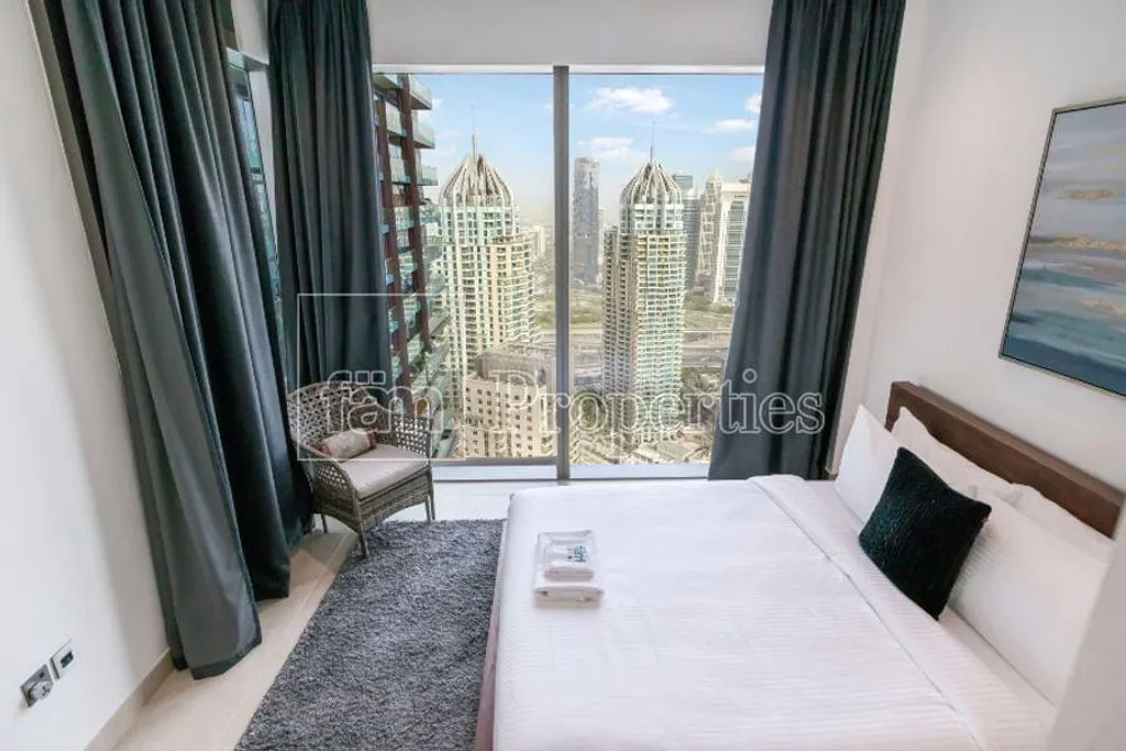 Flat 149m² in UAE, Dubai. Priced at 51340€ rent photo-3