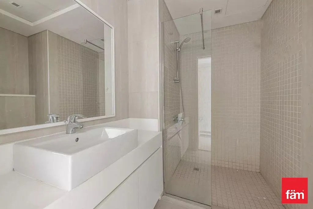 Flat 149m² in UAE, Dubai. Priced at 51340€ rent photo-9
