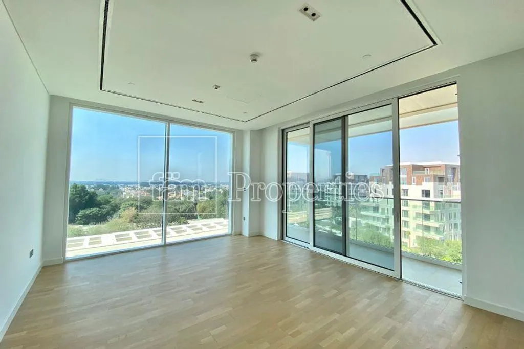 Flat 156m² in UAE, Dubai. Priced at 50090€ rent photo-6