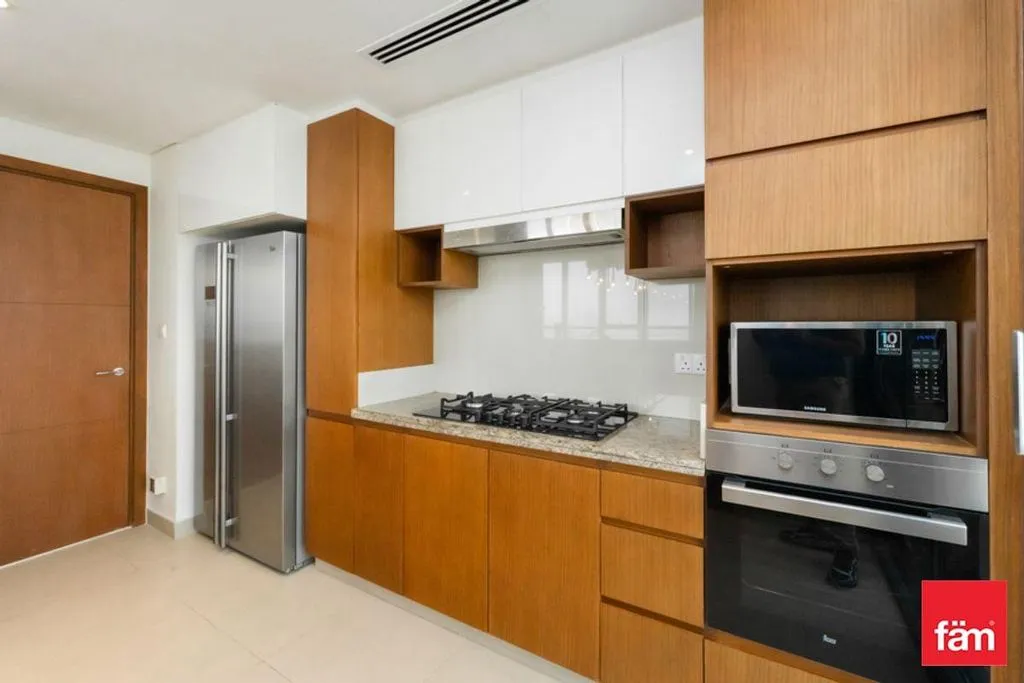 Flat 156m² in UAE, Dubai. Priced at 50090€ rent photo-12