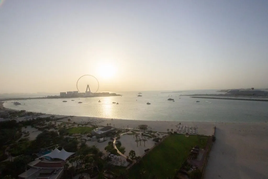 Flat 156m² in UAE, Dubai. Priced at 50090€ rent photo-16