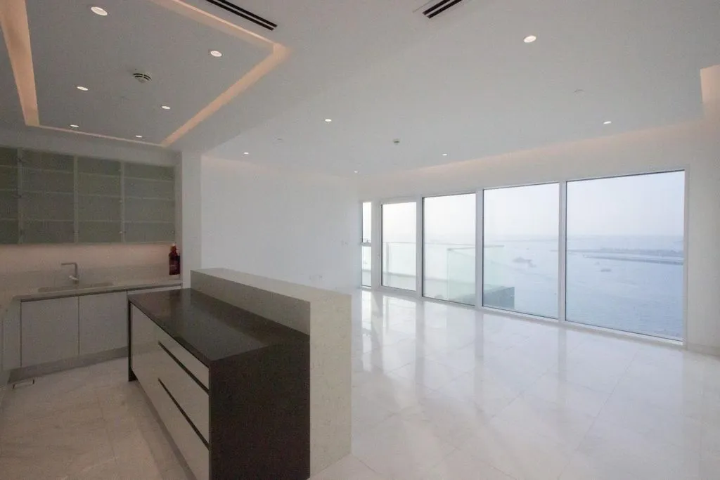 Flat 156m² in UAE, Dubai. Priced at 50090€ rent photo-40