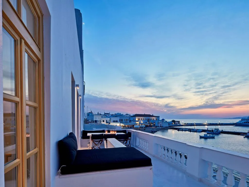Villa 250m² in Greece, Mykonos. Priced at 14700€ rent photo-6