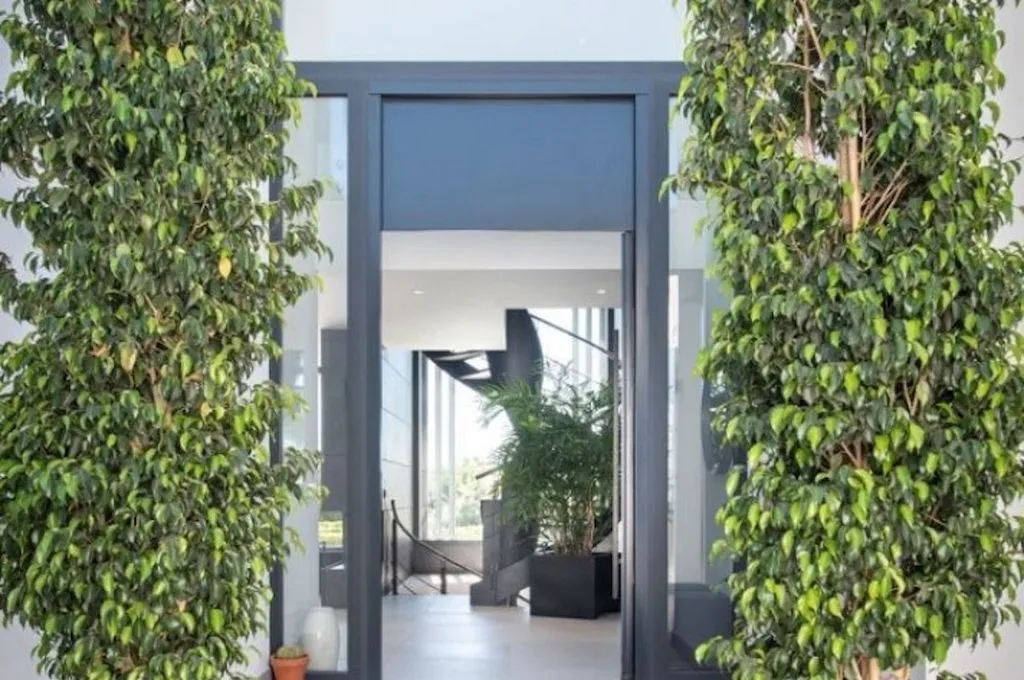 Villa 383m² in Portugal, Oeirash. Priced at 2800000€ rent photo-22