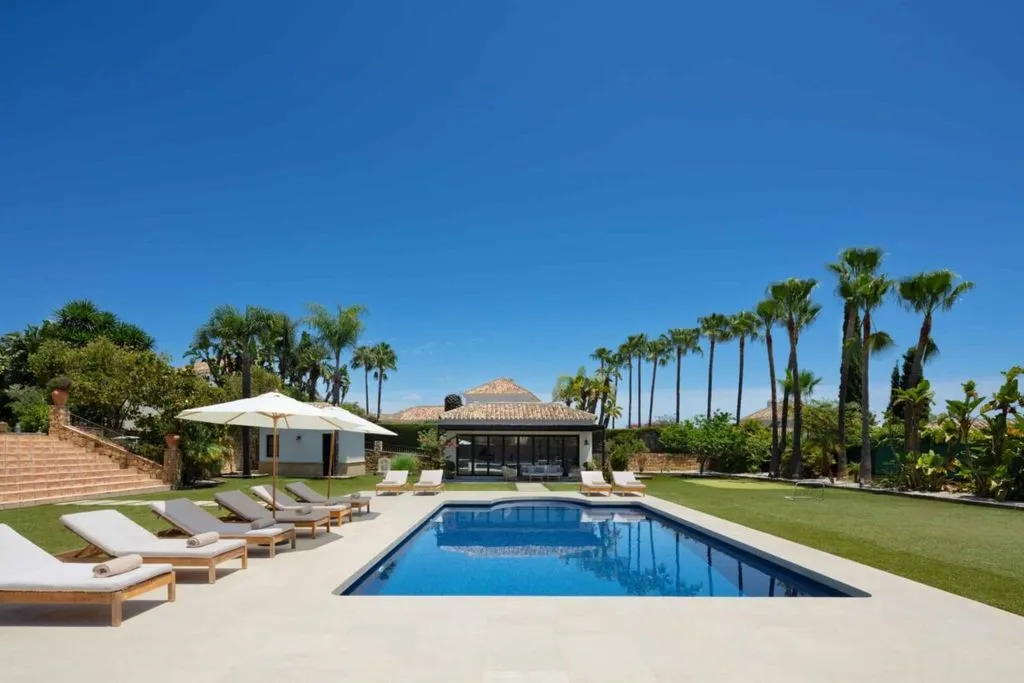 Villa 581m² in Portugal, Oeirash. Priced at 4295000€ rent photo-29