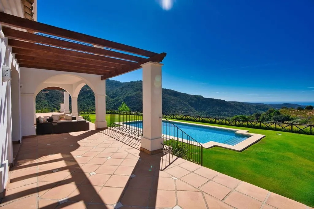 Villa 500m² in Portugal, Oeirash. Priced at 5695000€ rent photo-8