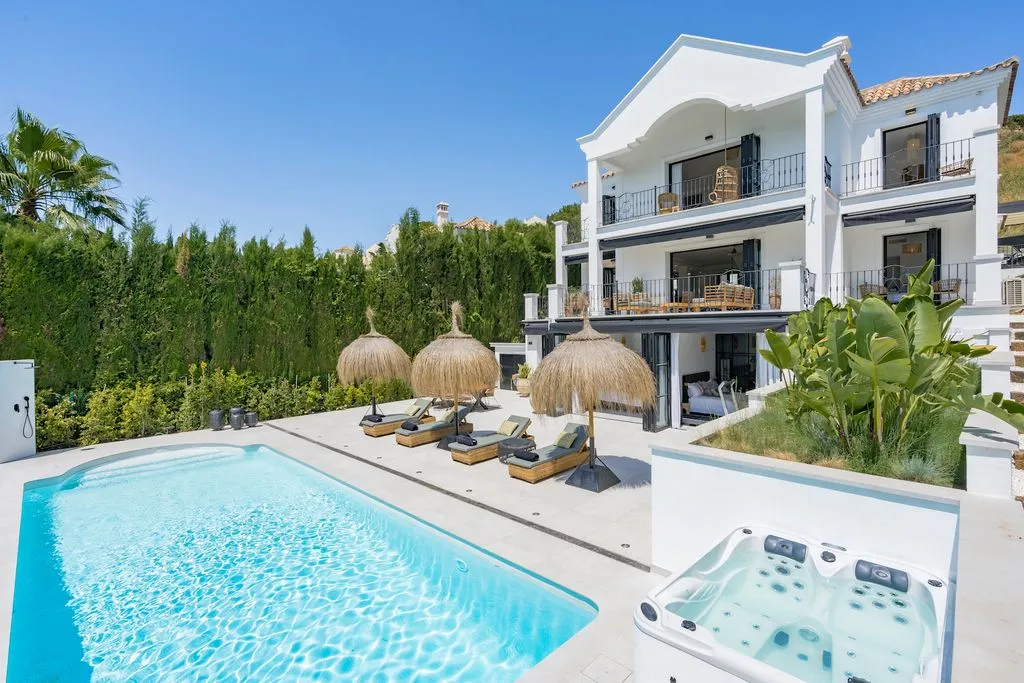 Villa 500m² in Portugal, Oeirash. Priced at 5695000€ rent photo-16