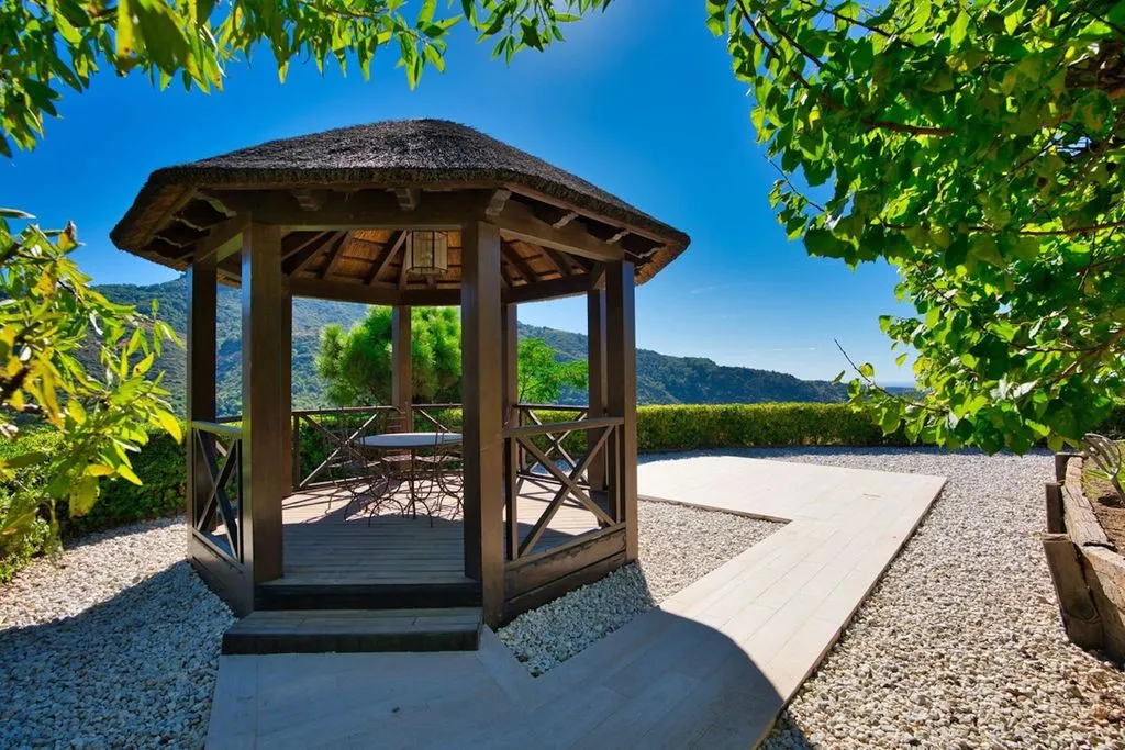 Villa 500m² in Portugal, Oeirash. Priced at 5695000€ rent photo-19