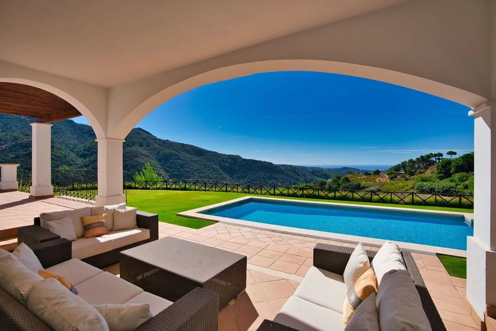Villa 500m² in Portugal, Oeirash. Priced at 5695000€ rent photo-26
