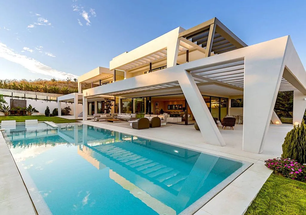 Villa 514m² in Portugal, Oeirash. Priced at 2550000€ rent photo-16