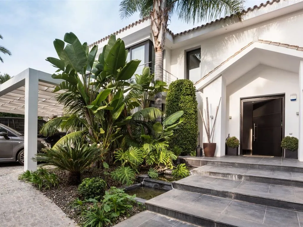 Villa 514m² in Portugal, Oeirash. Priced at 2550000€ rent photo-20
