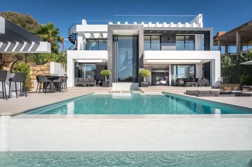 Villa 514m² in Portugal, Oeirash. Priced at 2550000€ rent photo-24