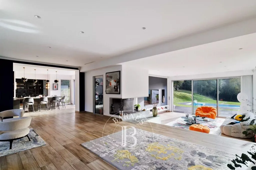 House 450m² in Italy, Cannara. Priced at 4800000€ rent photo-6