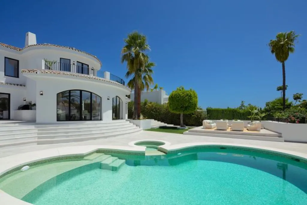 Villa 401m² in Portugal, Oeirash. Priced at 3895000€ rent photo-3