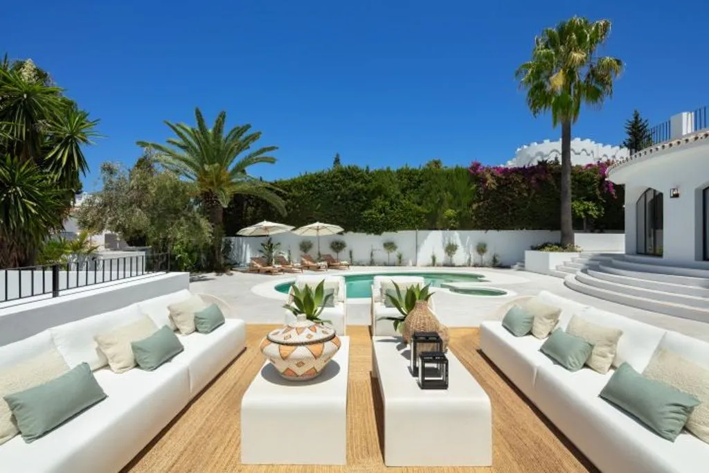 Villa 401m² in Portugal, Oeirash. Priced at 3895000€ rent photo-4