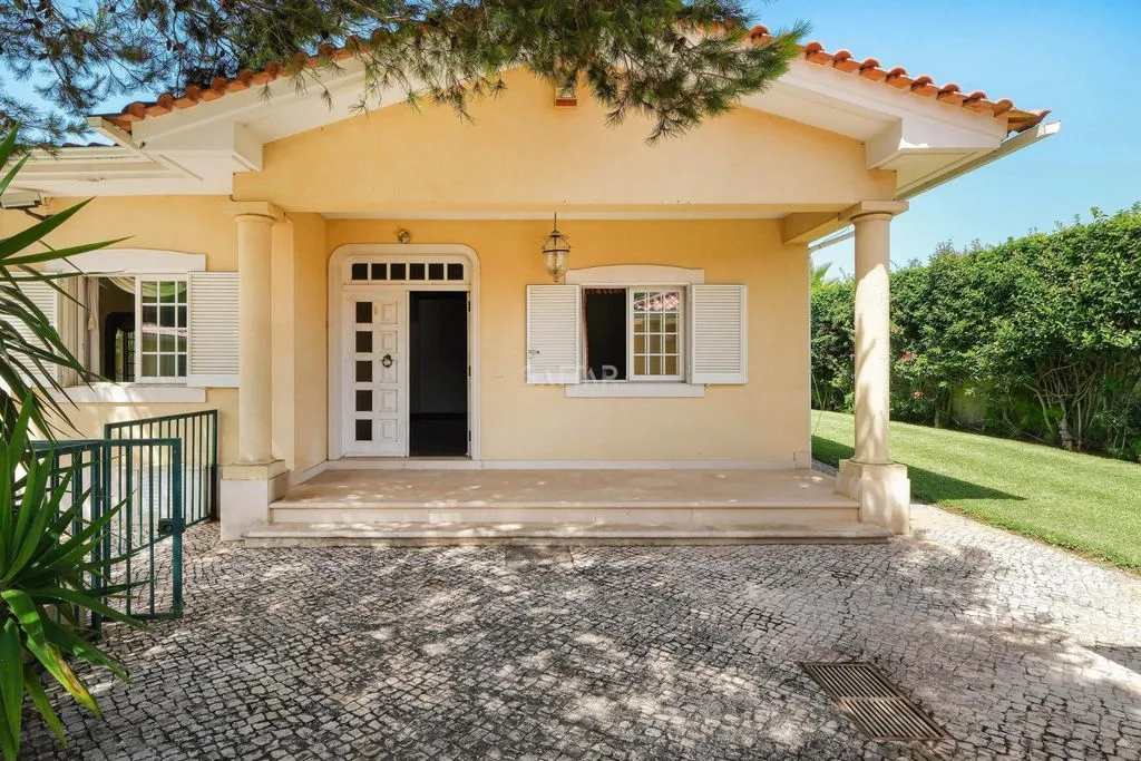 Villa 279m² in Italy, Pietralunga. Priced at 2500000€ rent photo-5