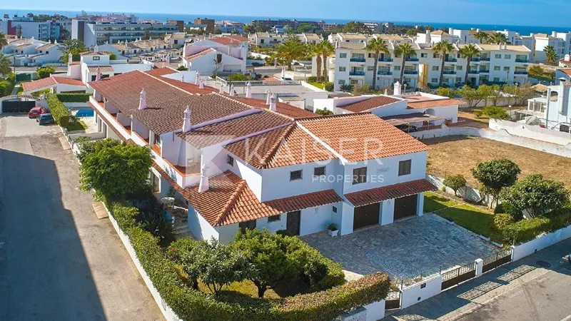 Flat 450m² in Portugal, Albufeira. Priced at 1624263£ rent photo-6