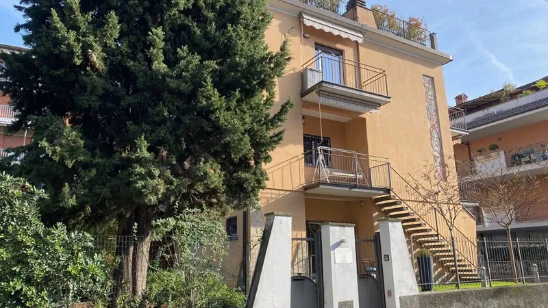 Office 115m² in Italy, Bergamo. Priced at 261425£ rent photo-6