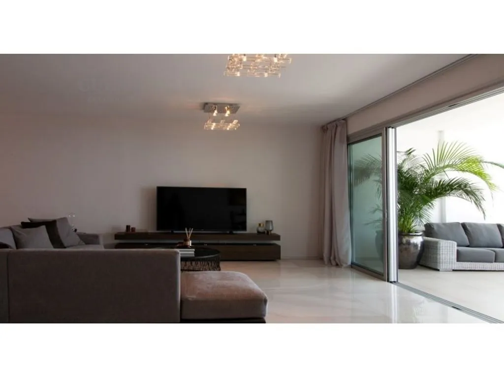 Flat 266m² in Cyprus, Limassol. Priced at 4200000€ rent photo-1