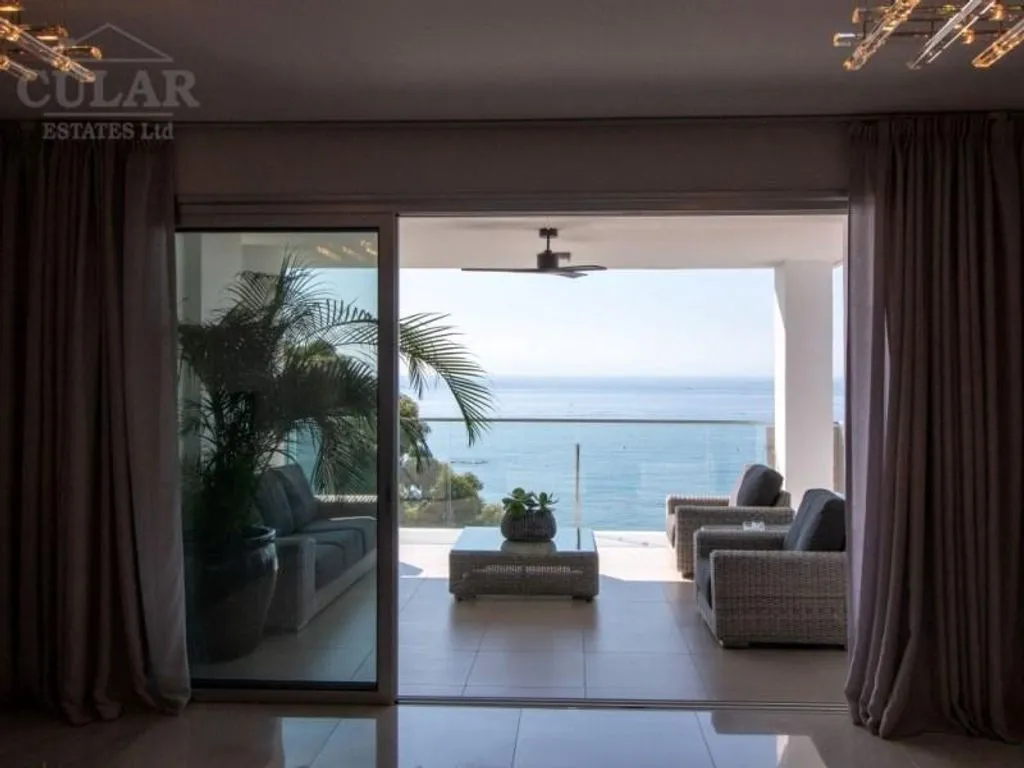 Flat 266m² in Cyprus, Limassol. Priced at 4200000€ rent photo-12