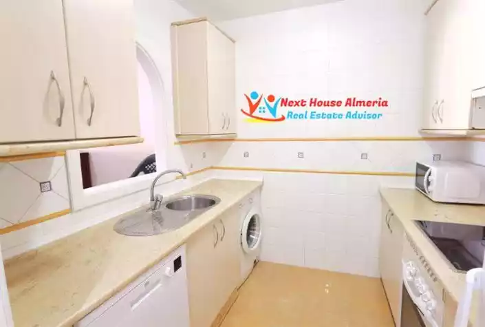 Flat 61m² in Italy, Luino. Priced at 135000€ rent photo-10