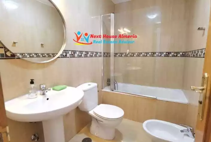 Flat 61m² in Italy, Luino. Priced at 135000€ rent photo-31
