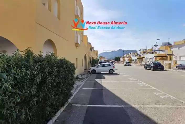Flat 61m² in Italy, Luino. Priced at 135000€ rent photo-5