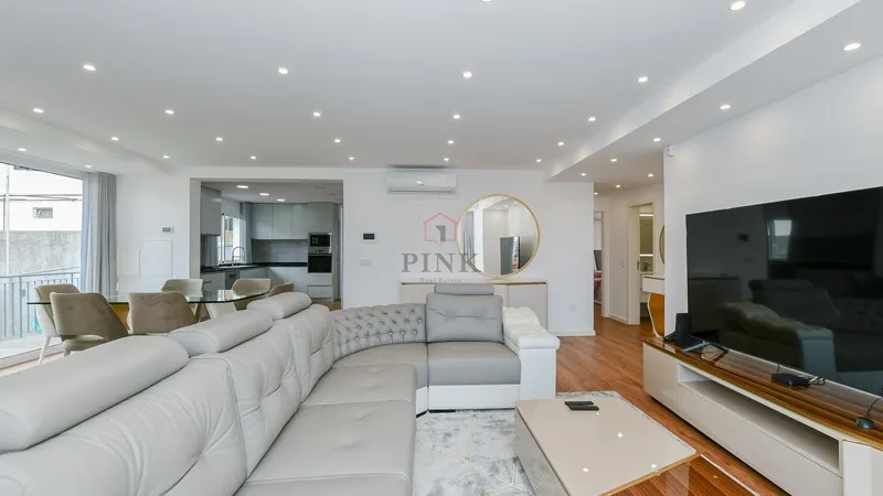 House 160m² in Portugal, Funchal. Priced at 1179268£ rent photo-3