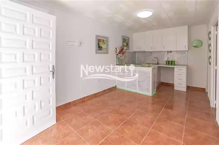 House 42m² in Spain, La Marina. Priced at 64950€ rent photo-2